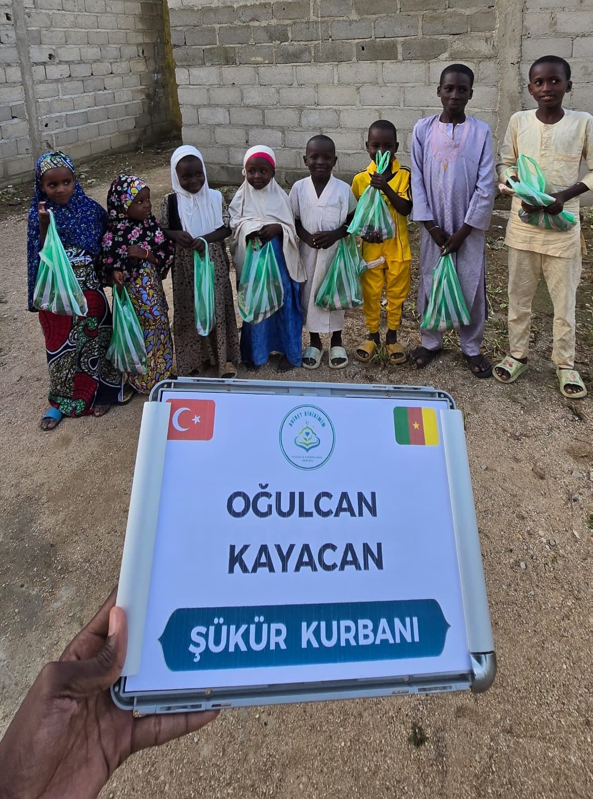 Vacip Kurbanlarınız Afrika'ya Aş Oluyor
